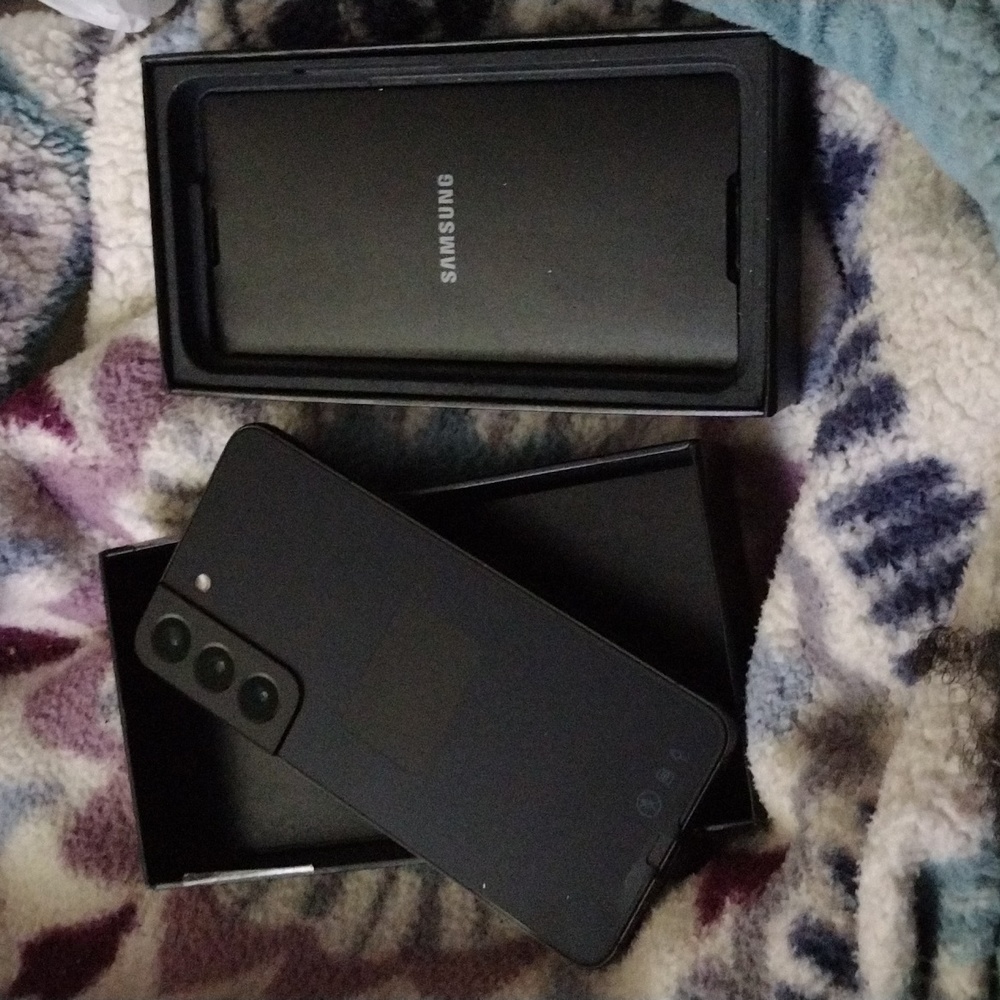 Samsung cell phone